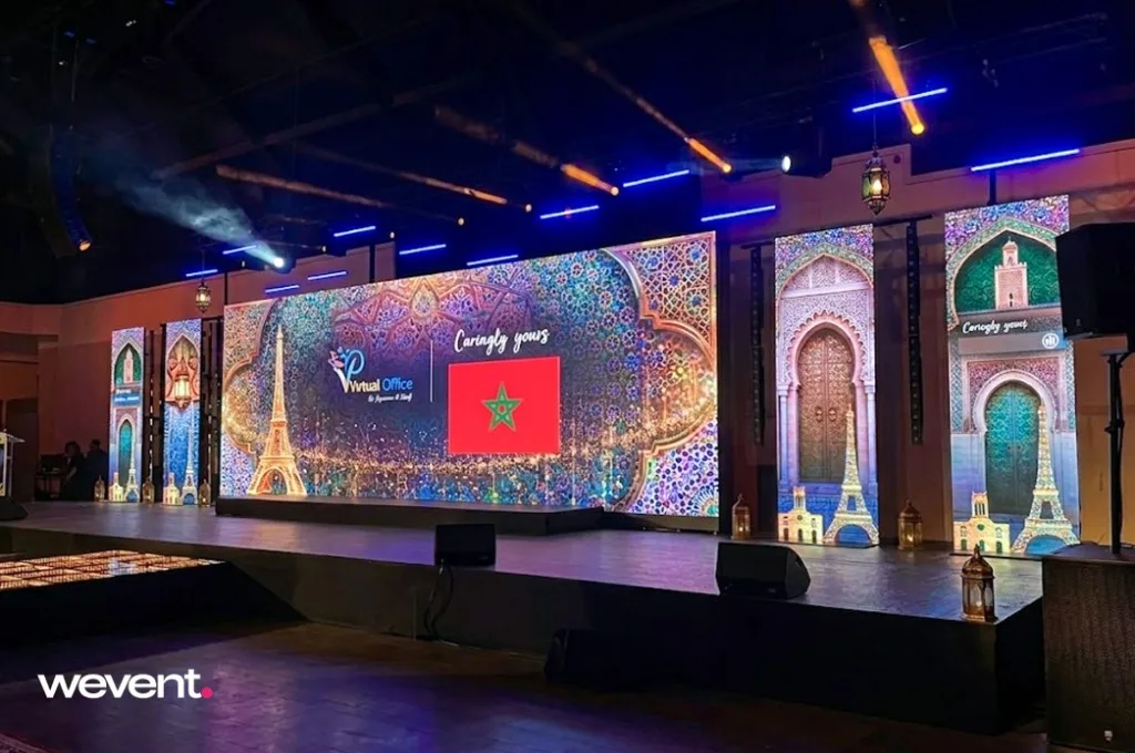 Scénographie LED immersive avec décor marocain pour événement corporate